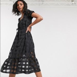 (NWT) Reclaimed Vintage Organza Dress (sz 6)